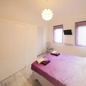 https://guesthouse-la-viola.it-tuscanyhotel.com